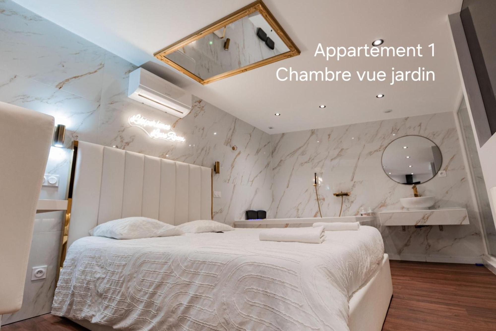 L'experience Apartment *