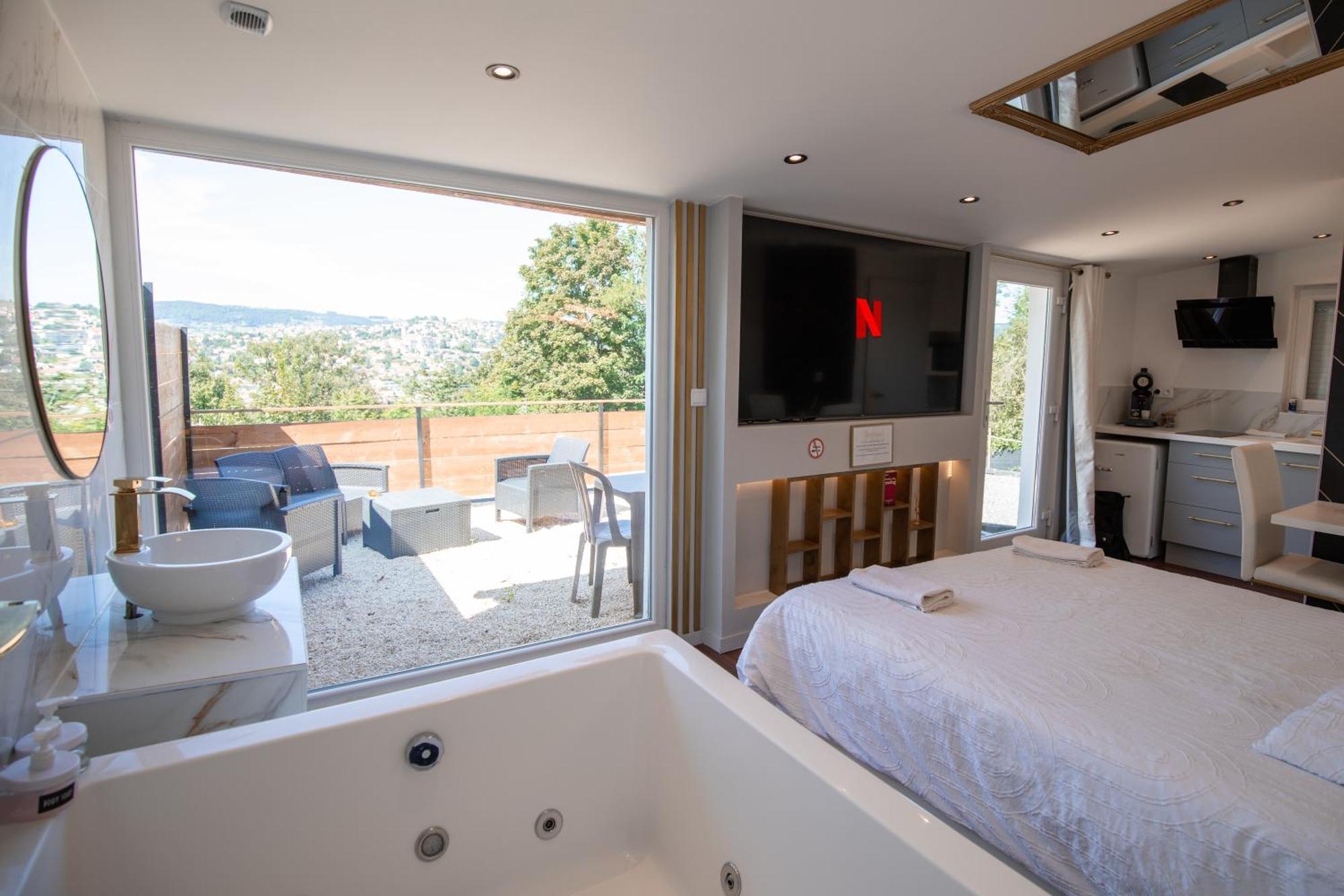 L'experience Apartment *