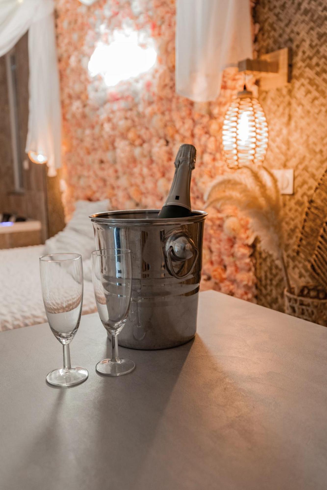 L'experience Apartment Saint-Jean-Bonnefonds